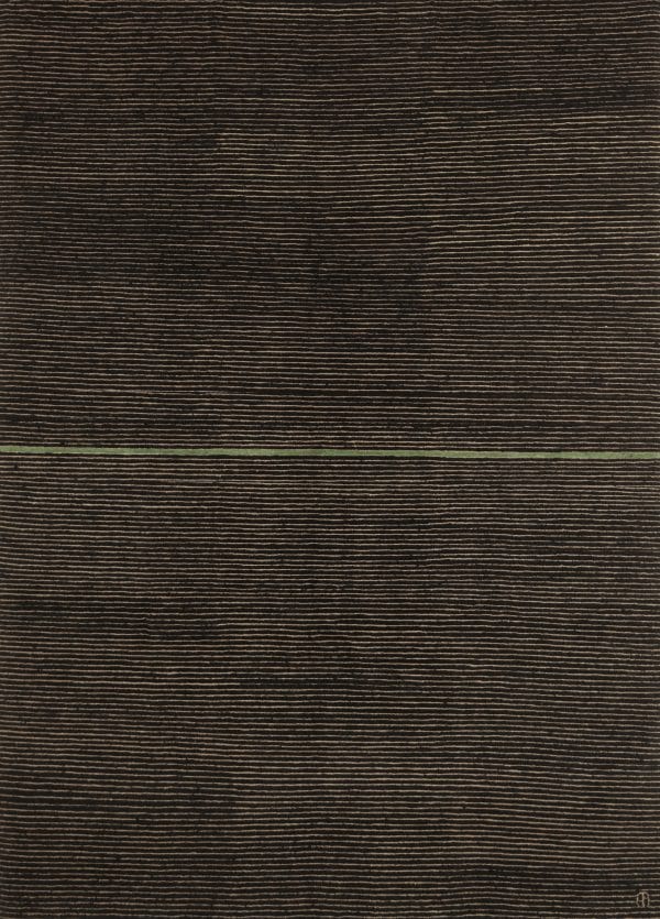 Geba Teppich "Yarlung black", mit zwei verschiedenen Knüpfarten geknüpft (Cut and Loop), Grundfarbe schwarz mit feinen grauen Linien und einer dickeren grünen Linie in der Mitte, aus Nepal, 80 Knoten, gefertigt aus tibetischer Hochlandschafwolle - Produktbild - Geba Teppich