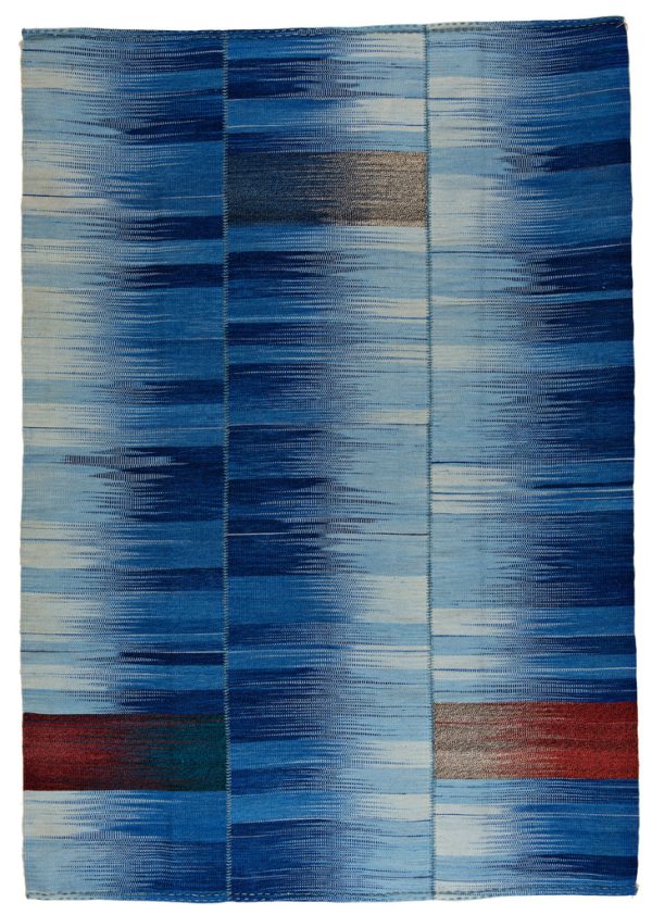 Kelim mit mehreren Verläufen, blau-hellblau, 3 kleinere Ausschnitte mit Verlauf blau-grau, blau-rot, rot grau, aus Anatolien, gefertigt aus Schafwolle - Produktbild - Geba Teppich