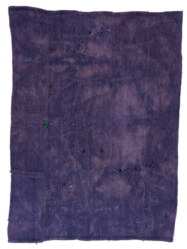 Violetter Kelim, mit mehreren Fransen auf der Oberseite, aus Anatolien, gefertigt aus Jute - Produktbild - Geba Teppich